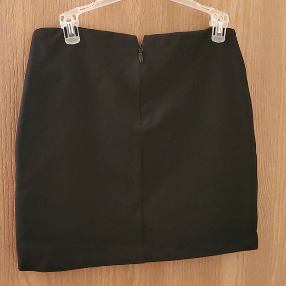 GUESS EMBELLISHED MINISKIRT - Picture 6 of 9